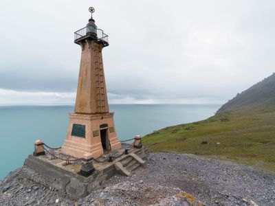 Nur 80 Kilometer trennen Kap Dezhnev in Russland von Alaskas Kap Prince of Wales. (© Vreni und Stefa